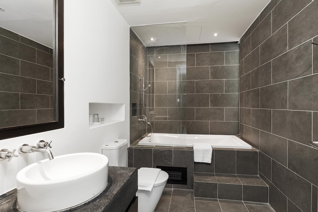 Villa Napalai Bathroom