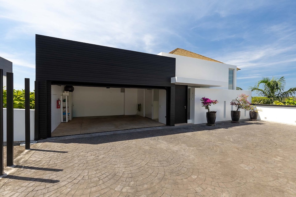 Villa Napalai Parking