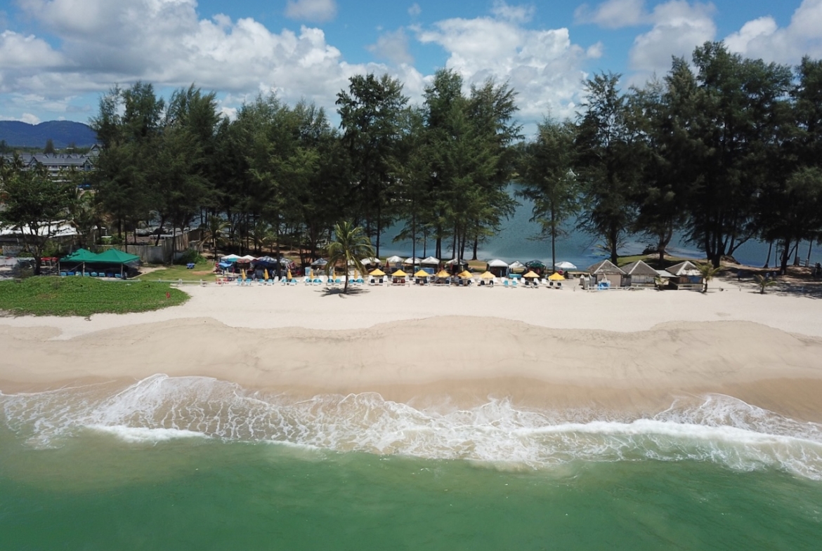 Villas By The Big Bamboo Beach