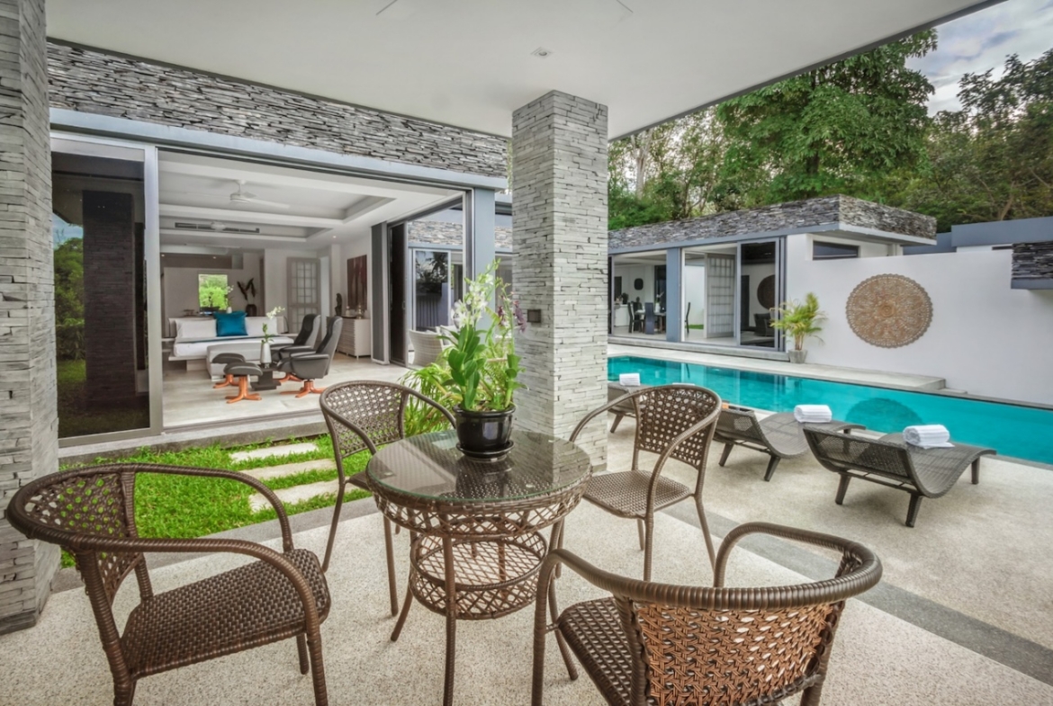 Villas By The Big Bamboo Outdoor Seating