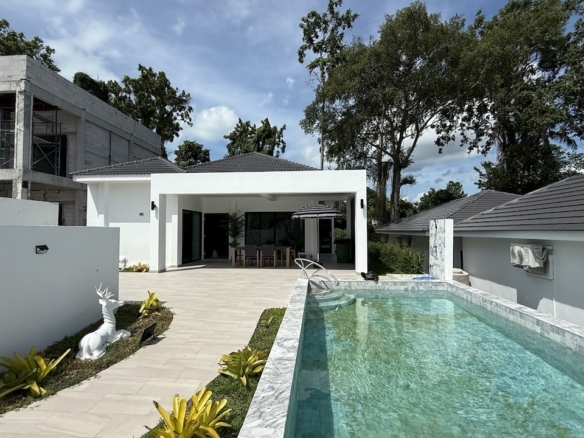 3-Bedroom Pool Villa Choeng Mon Exterior