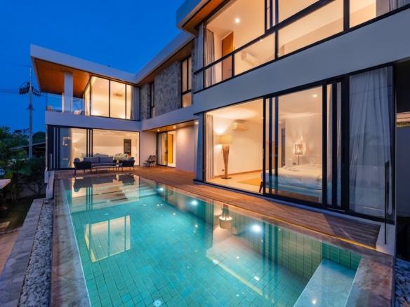 4-Bed Villa For Sale At The Bay Ko Samui Pool Night