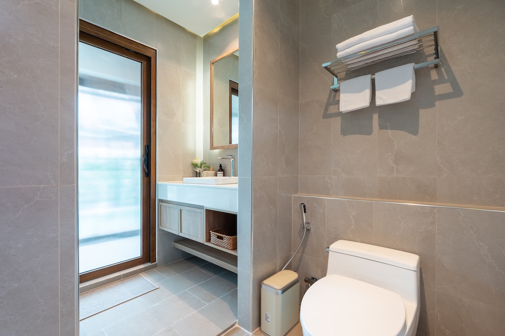 Akiraya Villa Bathroom
