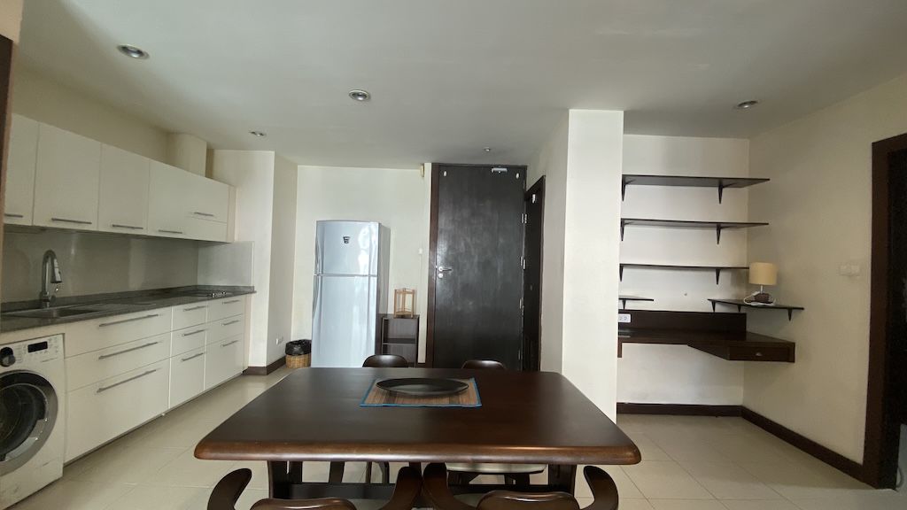 Arisara Place Condominium Koh Samui Dining