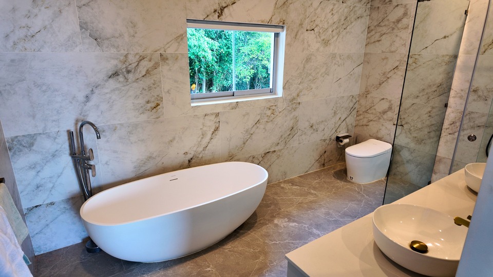 Azur Villa For Sale Bathroom