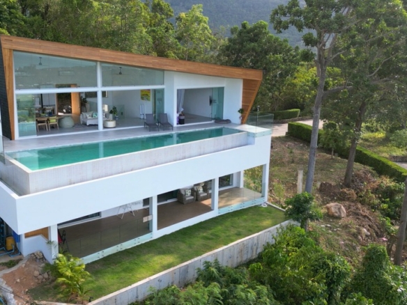 Azur Villa For Sale Exterior