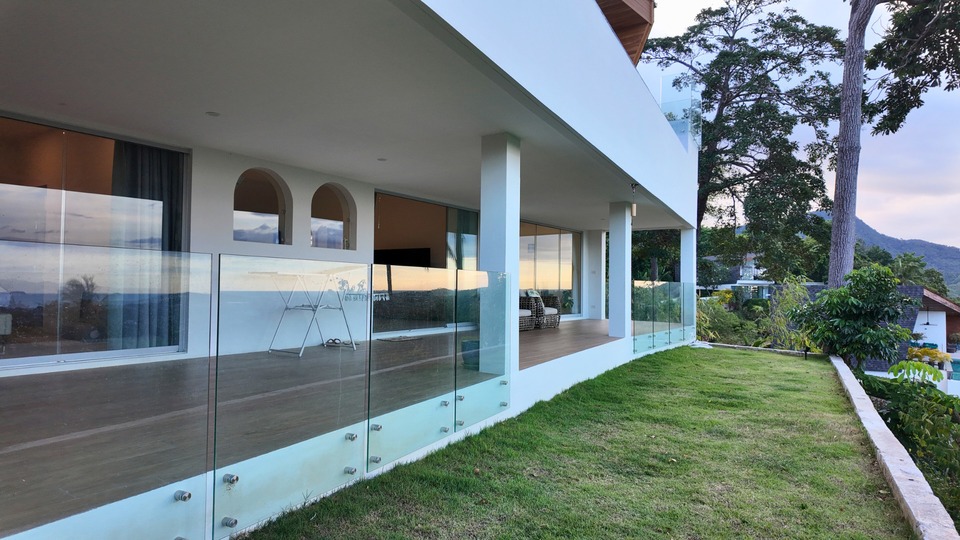Azur Villa For Sale Lower Terrace