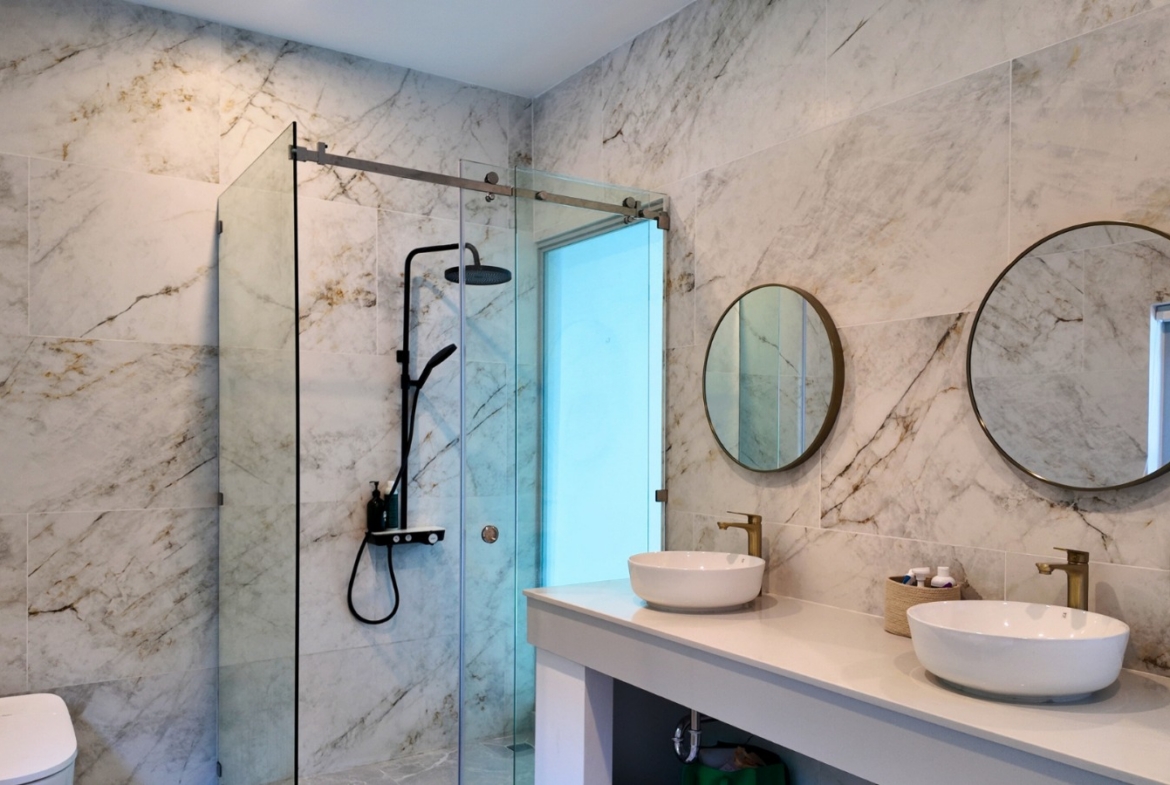 Azur Villa For Sale Bathroom