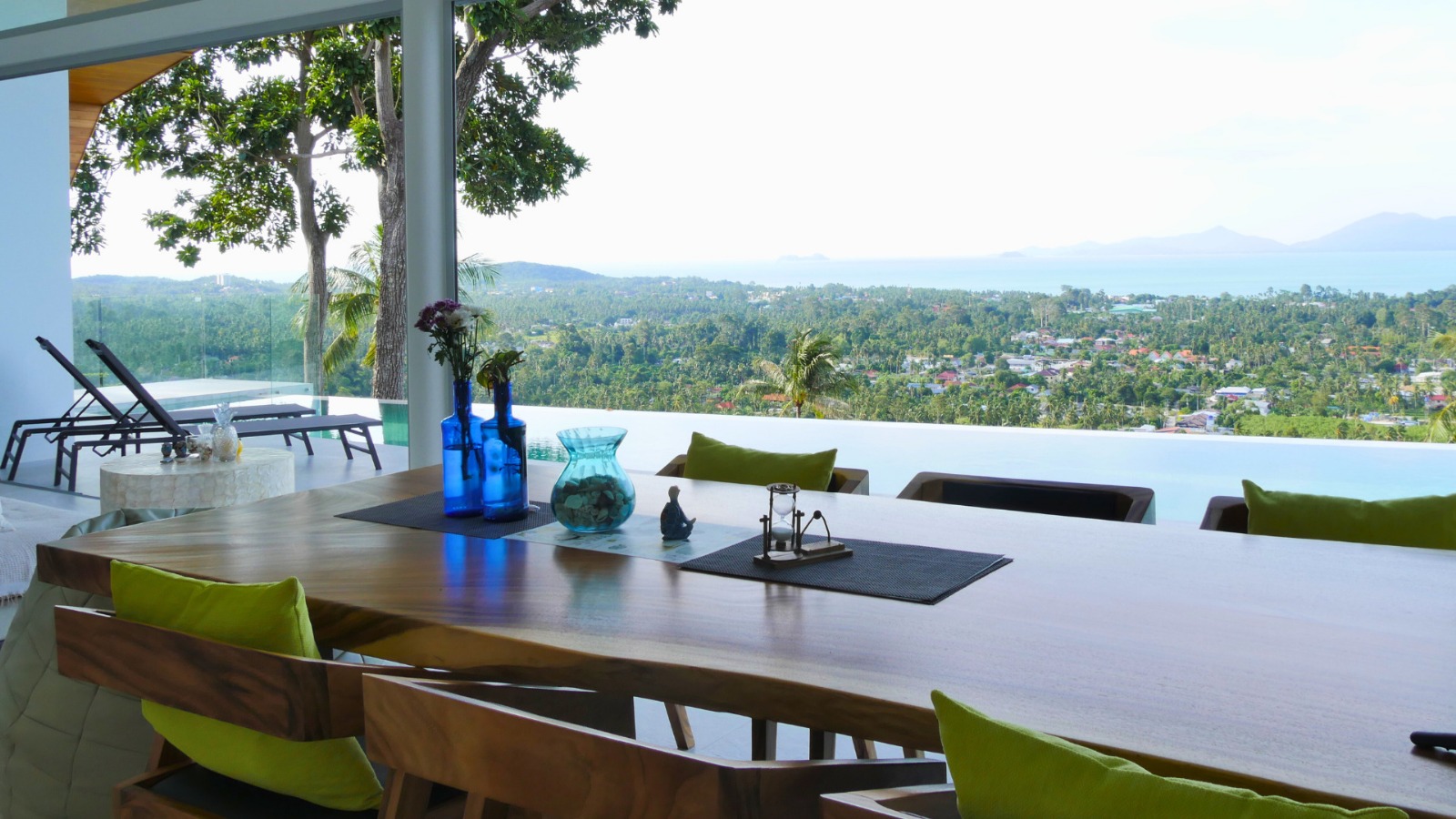 Azur Villa For Sale Azur Villa For Sale Dining