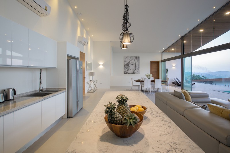 Azur Villas Breakfast Bar