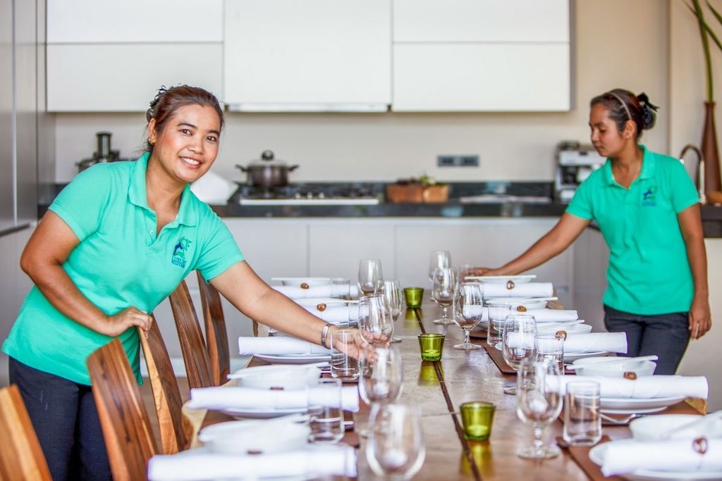 Baan Hinta Samui Staff