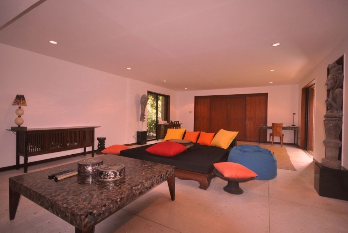 Baan Kata Villa Interior