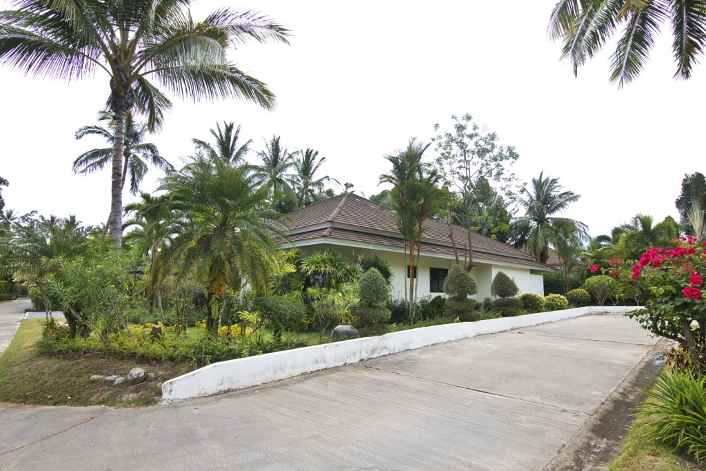 Baan Leelavadee Koh Samui Road