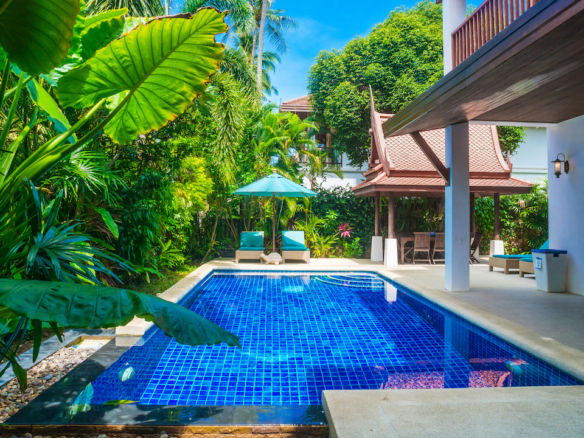 Baan Leelavadee Swimming Pool