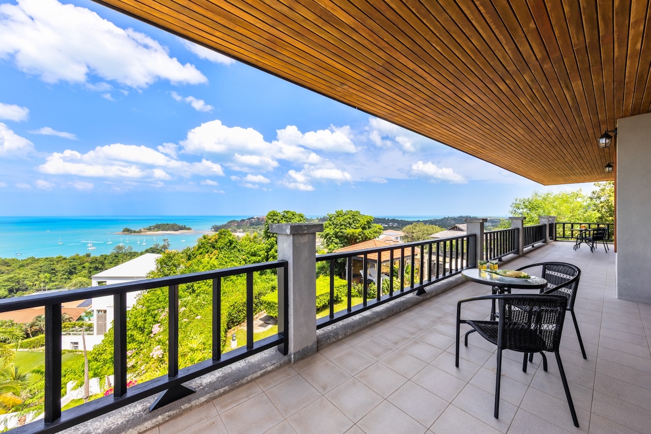 Baan Phuttarak Baan Phuttarak Balcony