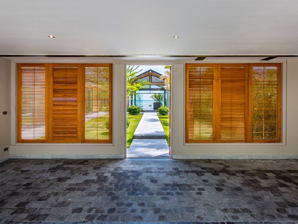Baan Talay Beach Villas Entrance
