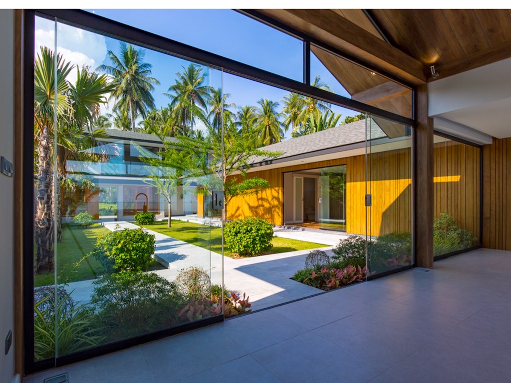 Baan Talay Beach Villas Garden