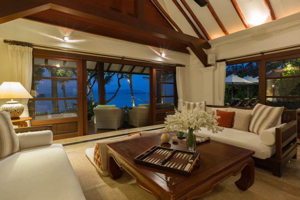 Lounge At night