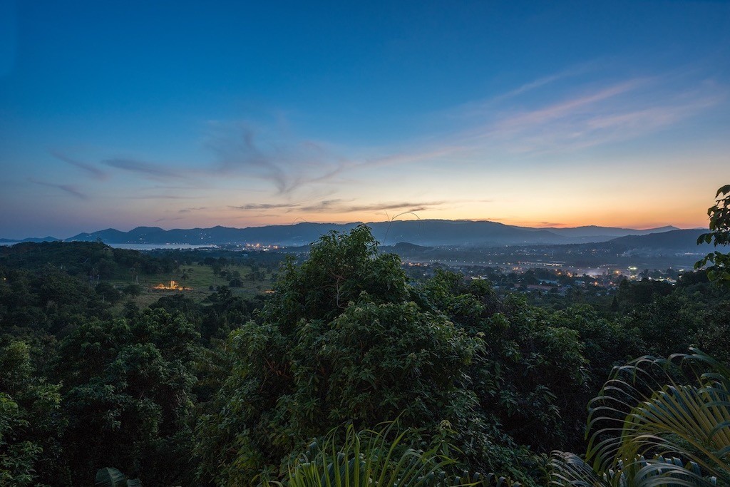 Ban Kimsacheva Ko Samui