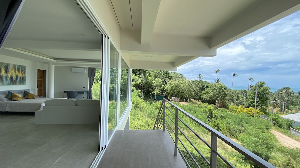 Bang Po Sea View Apartment Balcony