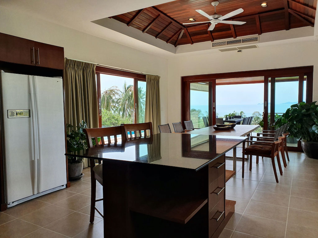 Bang Po Sea View Property Breakfast Bar
