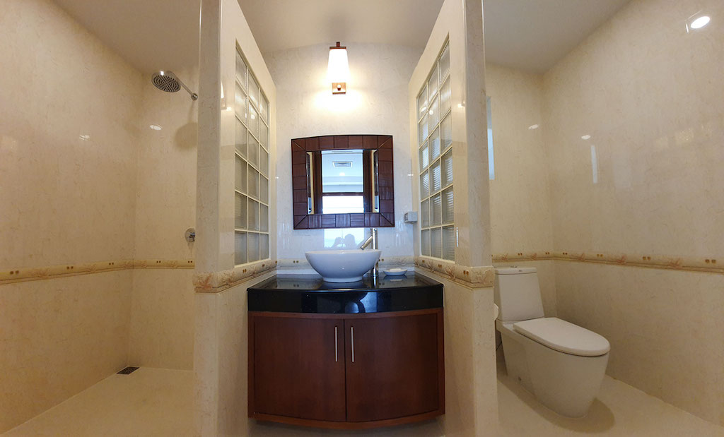 Bang Po Sea View Property Bathroom
