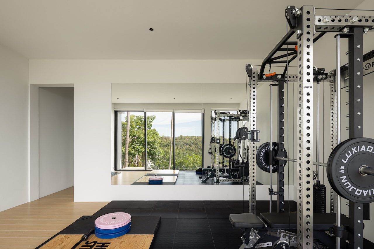 Bang Po Sea View Villa Gym