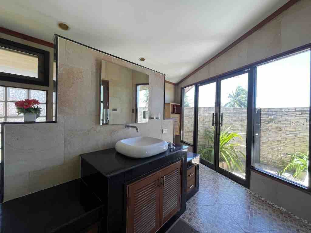 Bang Rak Villa Koh Samui Bathroom