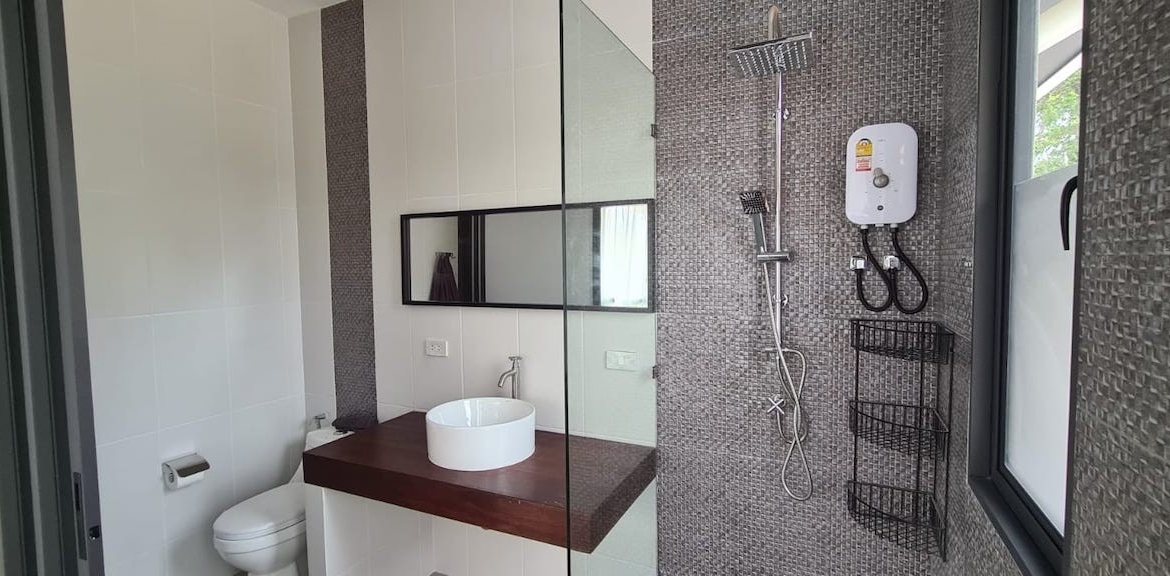 Bangrak Property Koh Samui Bathroom