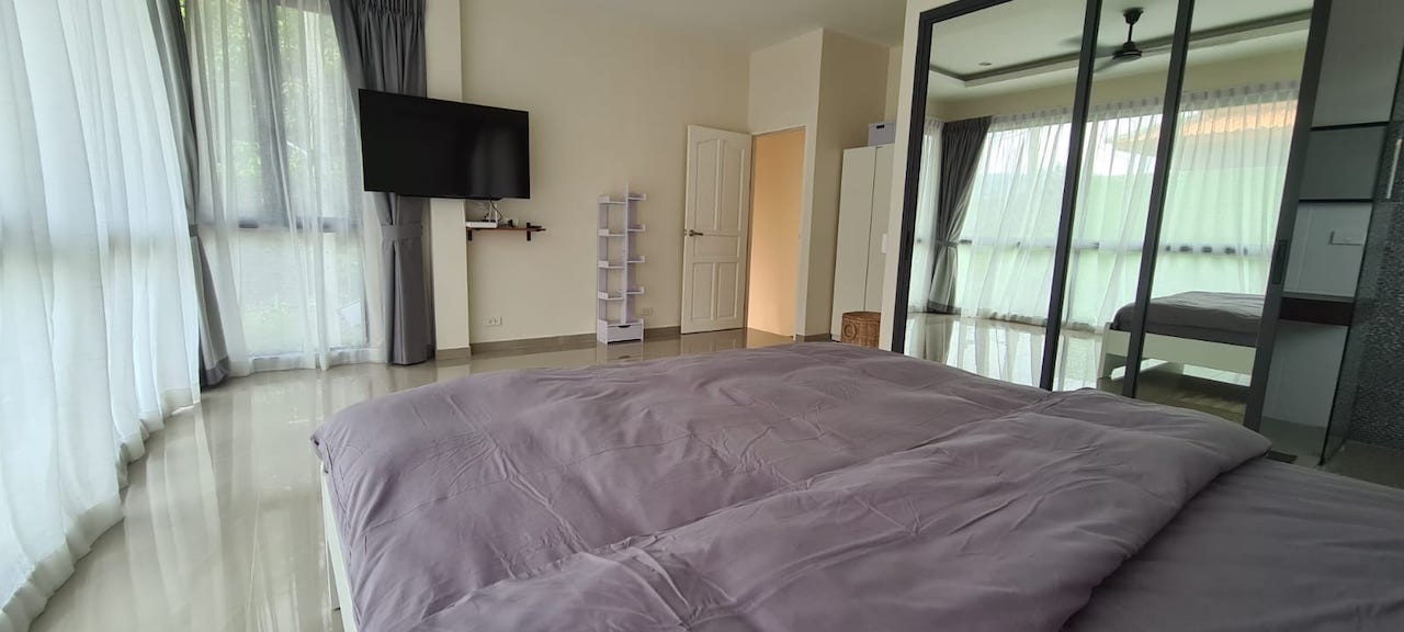 Bangrak Property Koh Samui Bedroom
