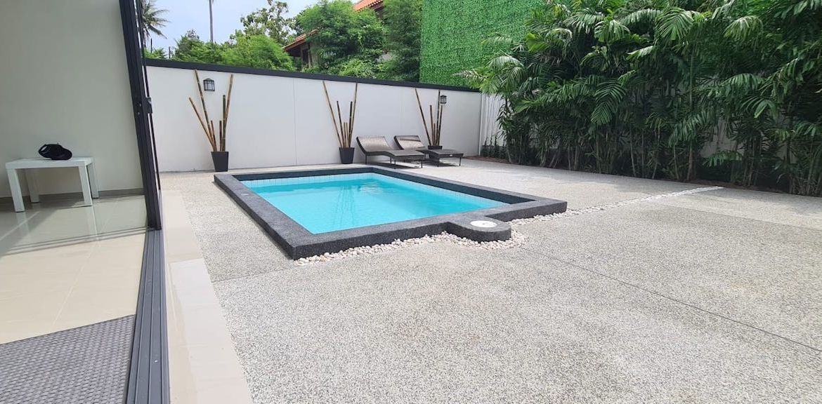Bangrak Property Koh Samui Pool Terrace