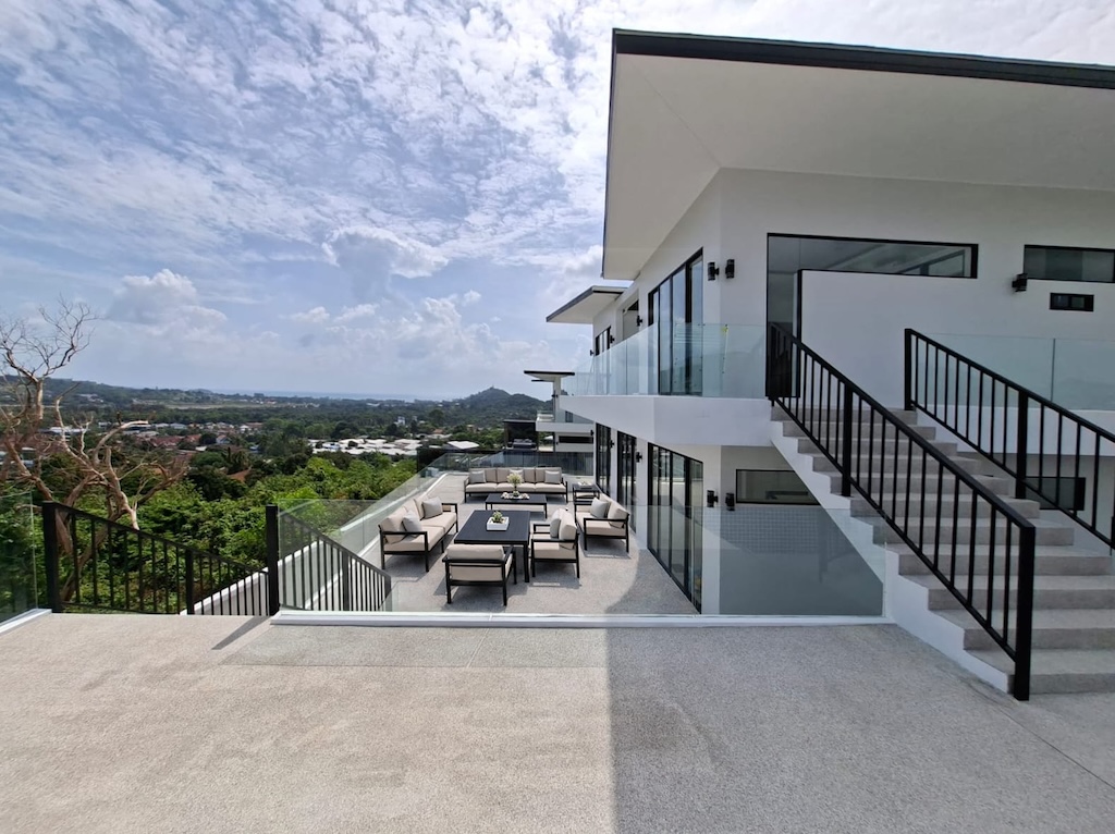 Bangrak Sea View Property Terrace