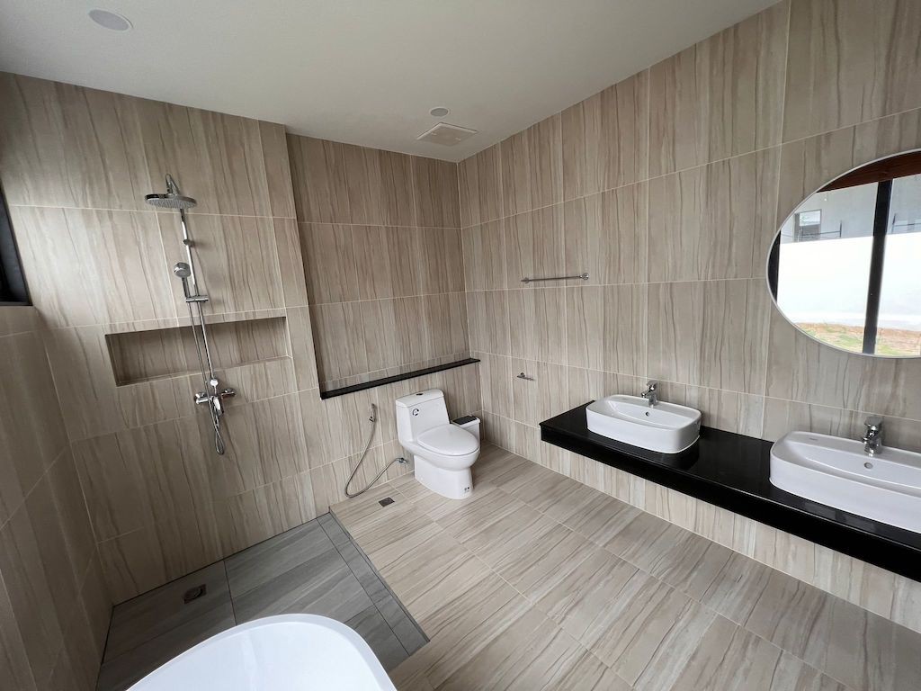 Bangrak Villa Ko Samui Bathroom