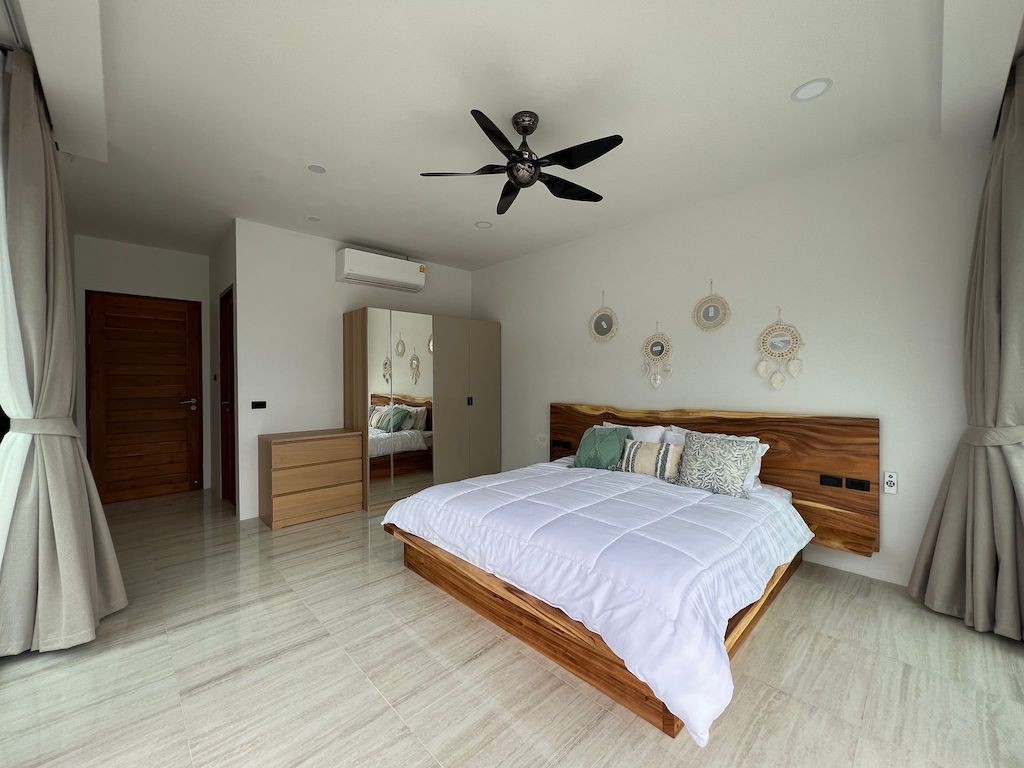 Bangrak Villa Ko Samui Bedroom