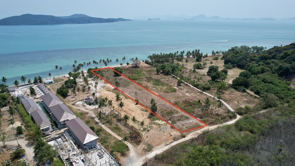 Beach Land In Koh Samui Outline