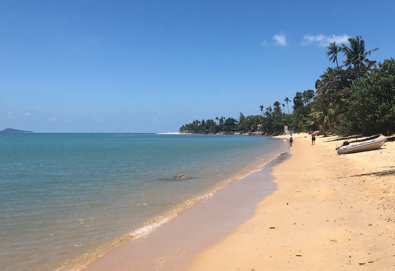 Beachfront Land For Sale On Maenam Beach – image 3 Beachfront Land For Sale On Maenam Beach – Land in Koh Samui (photo 3)