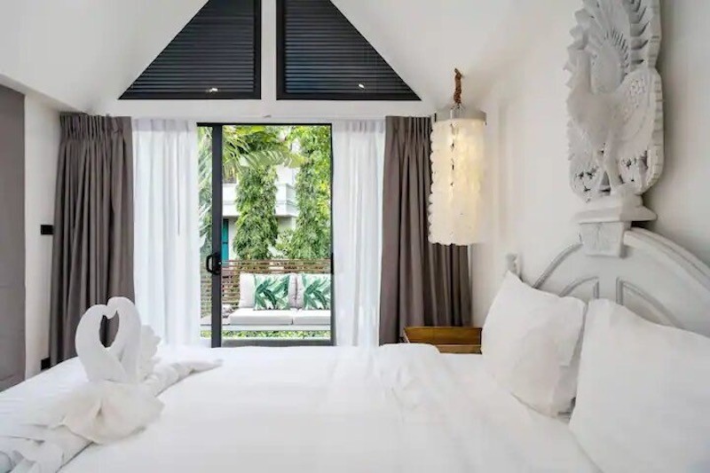 Beachfront Property In Koh Samui Bedroom