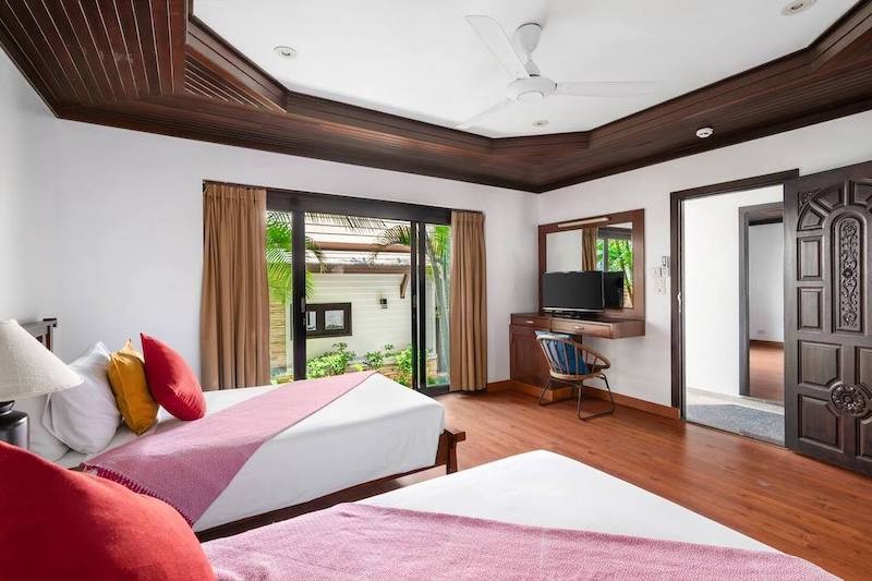 Beachfront Villa In Koh Samui Twin Beds