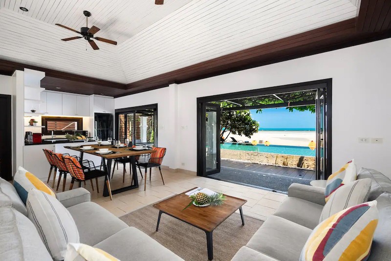 Beachfront Villa In Koh Samui Lounge View