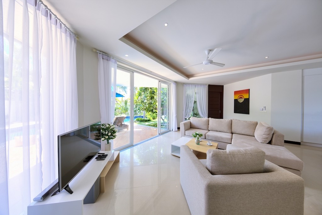 Beachfront Property Lounge