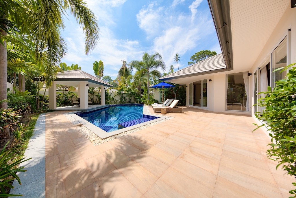 Beachfront Property Terrace