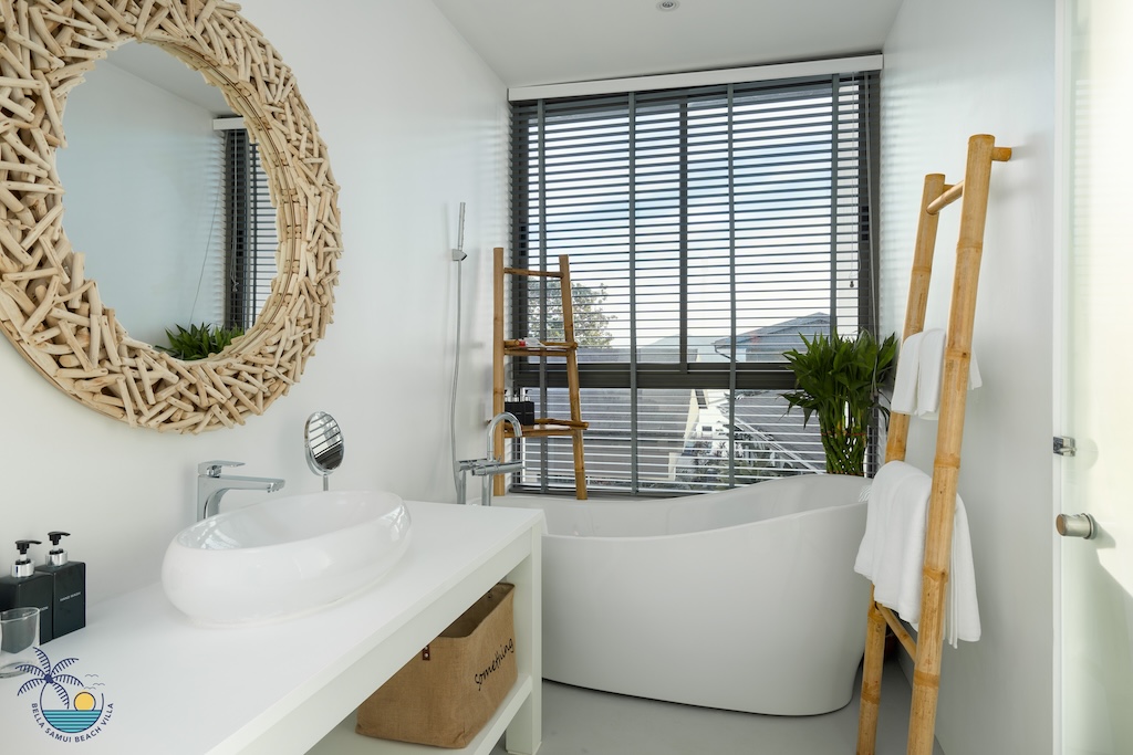 Bella Samui Beach Villa Bathroom