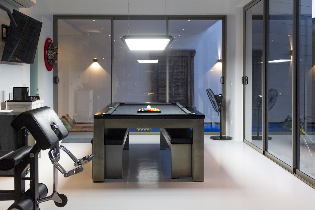 Bella Samui Beach Villa Pool Table