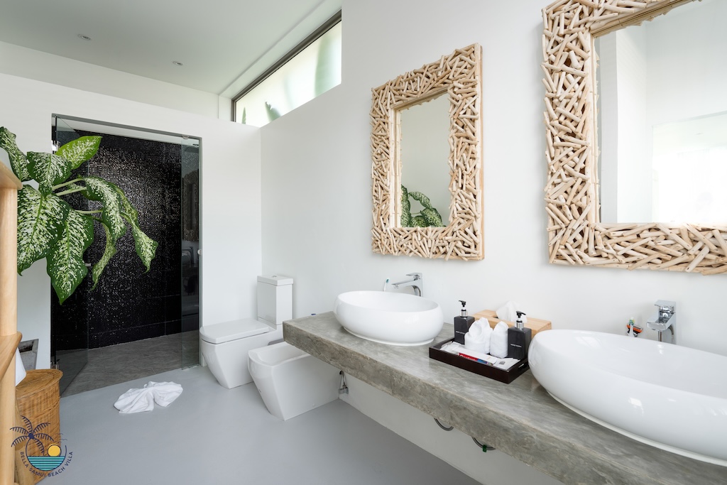 Bella Samui Beach Villa Bathroom