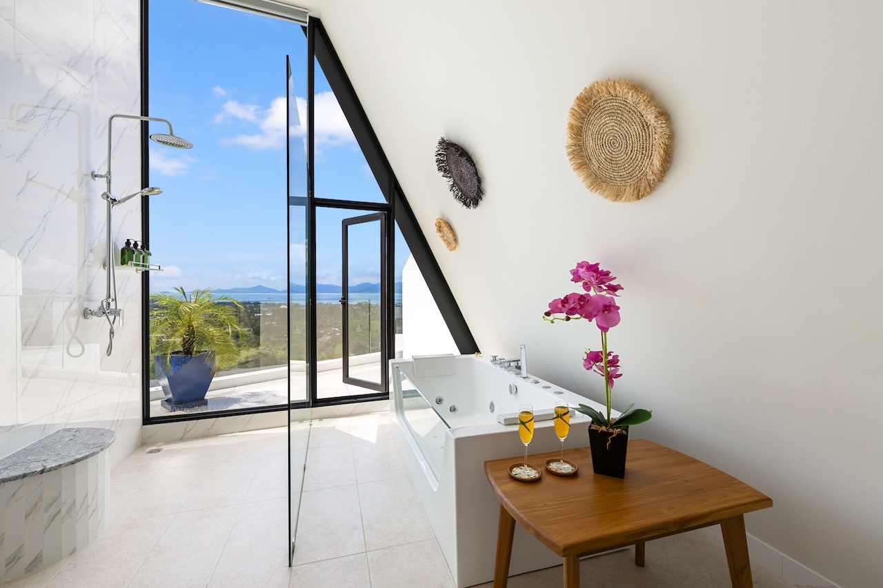 Blue Pearl Villa Blue Pearl Villa Bathroom
