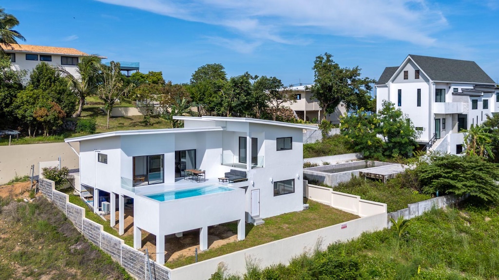 Bophut Pool Villa For Sale In Koh Samui