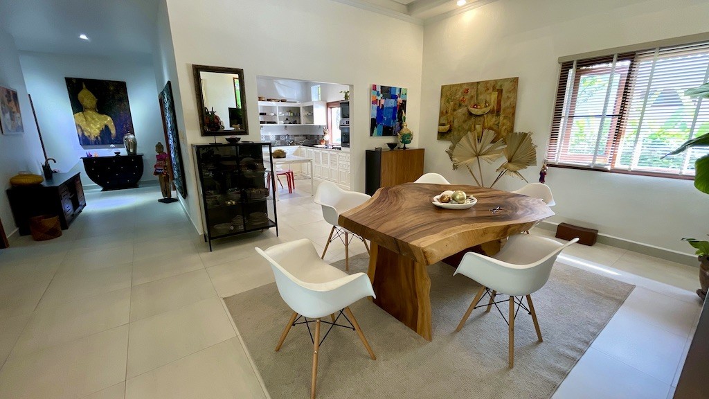 Bophut Property Dining