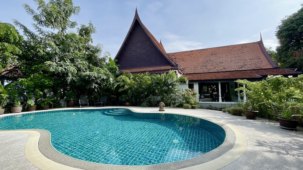 Bophut Property Exterior