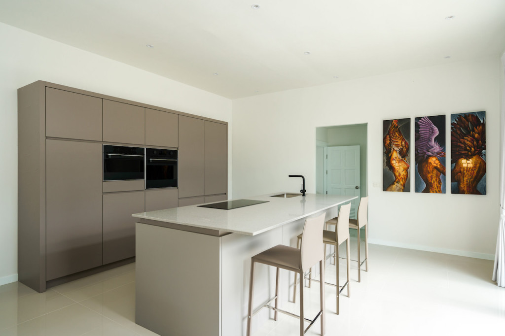 Breakfast Bar