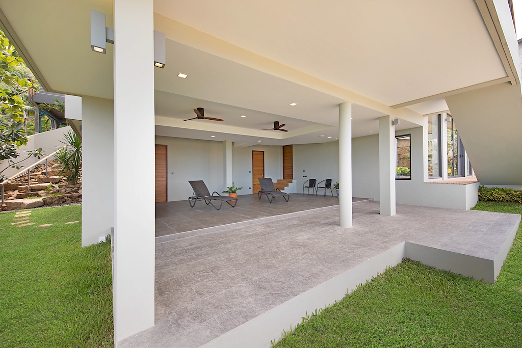 Covered Terrace